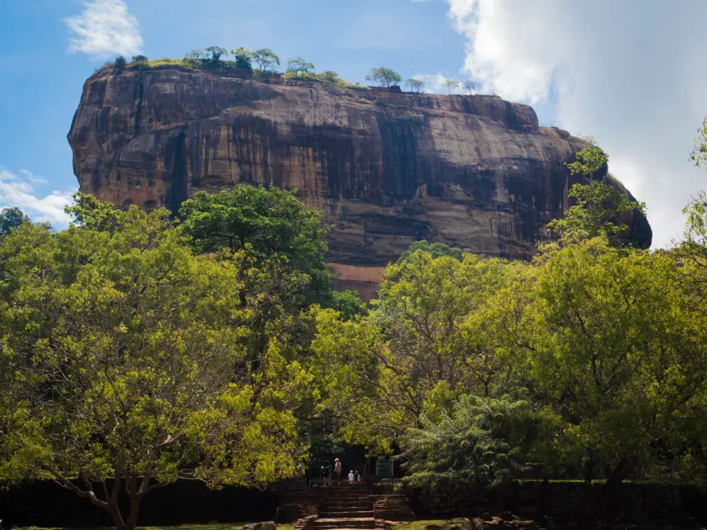 2 or 3 Weeks in Sri Lanka Itinerary - a Magical Journey - The Roaming Fork