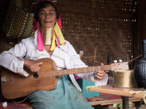 Myanmar's Mysterious Kayan Long Neck Tribe - The Roaming Fork