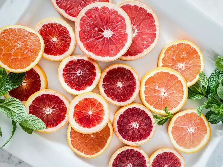 Pomelo vs Grapefruit: What's the Difference? - The Roaming Fork