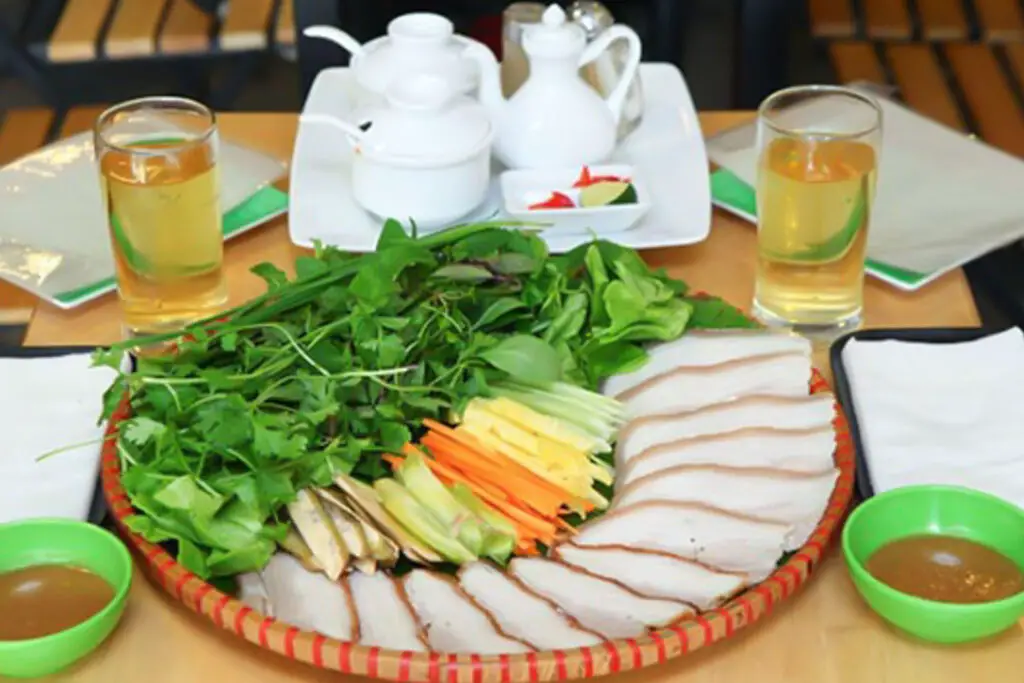 Banh Trang Cuon - Rice Paper Rolls - The Roaming Fork
