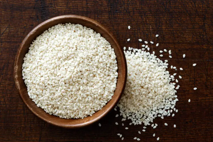 Hulled Sesame Seeds Vs Unhulled Sesame Seeds The Roaming Fork