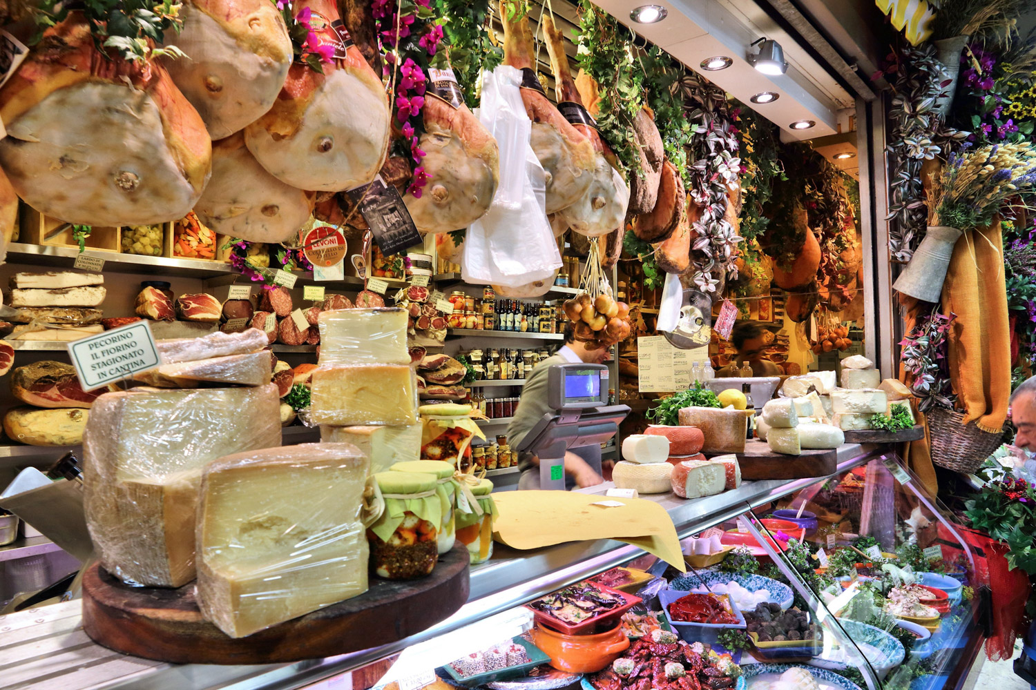 Tuscan Food Guide: A Taste of Italy’s Rustic Charm